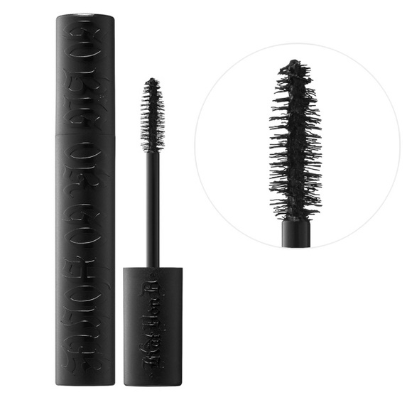 Mascara - Picture 1 of 5